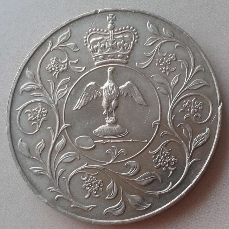 1977 Elizabeth silver jubilee nickel crown
