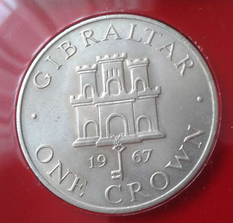 1967 Gibraltar crown in perspex case