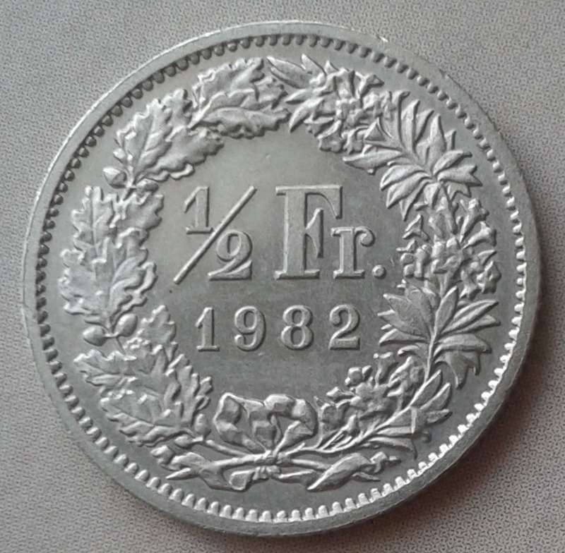 Nice 1982 Switzerland 1/2 Franc