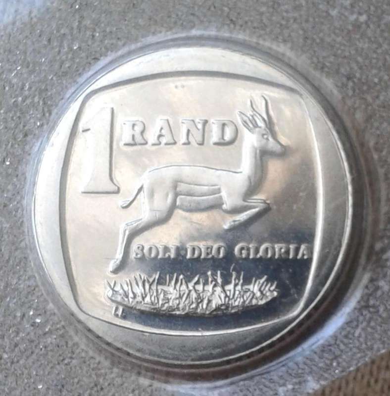Uncirculated 1990 Mint pack set with scarcer R1 (mintage: 12230)