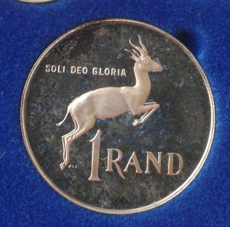 1989 Republic short proof set with double R1 (mintage: 9571)