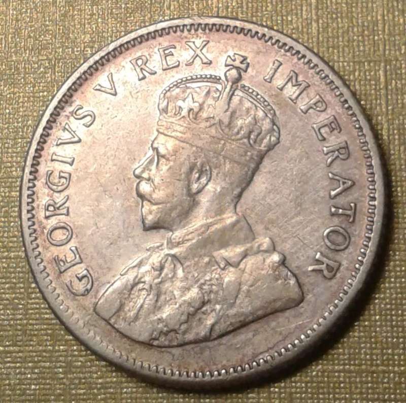 1935 Union silver shilling in XF