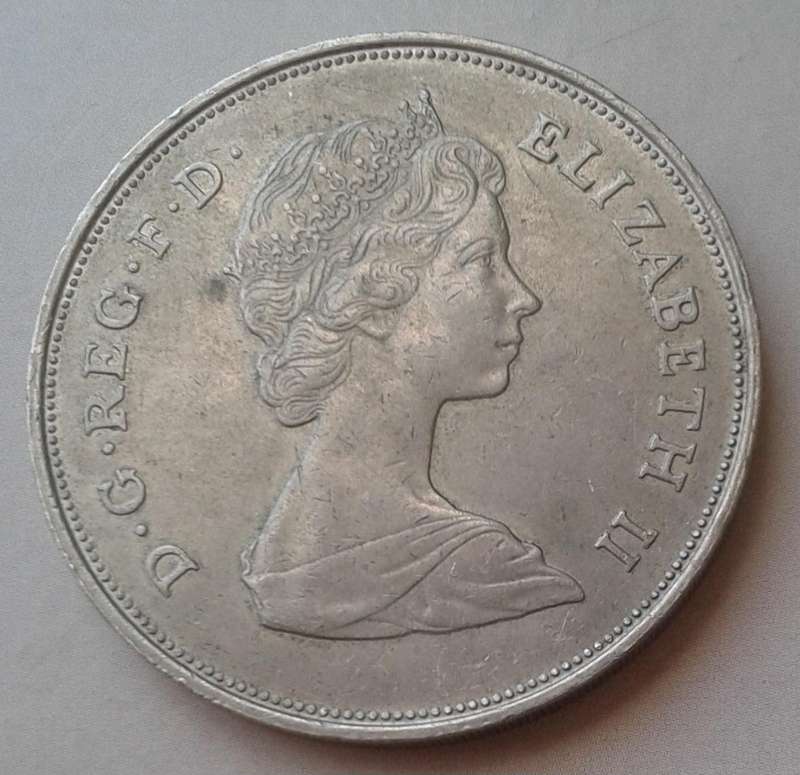 1981 Charles & Diana royal wedding crown