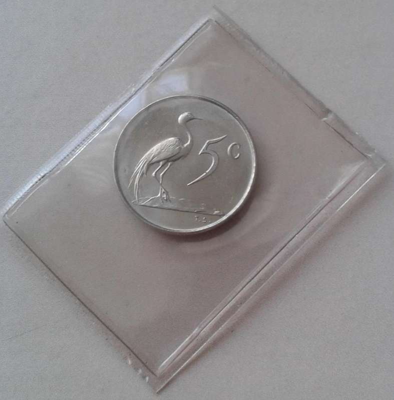 Uncirculated 1967 Afrikaans nickel 5c coin.