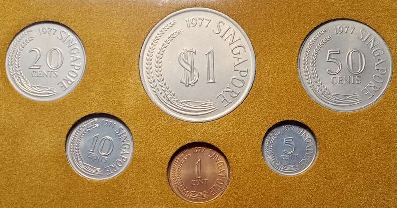 1977 Singapore uncirculated coin set in folder (Year of the snake)