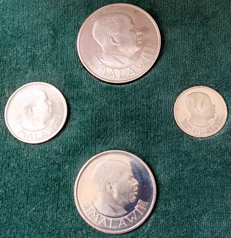 1964 Malawi proof set of 4 coins in original box (mintage: 10000).