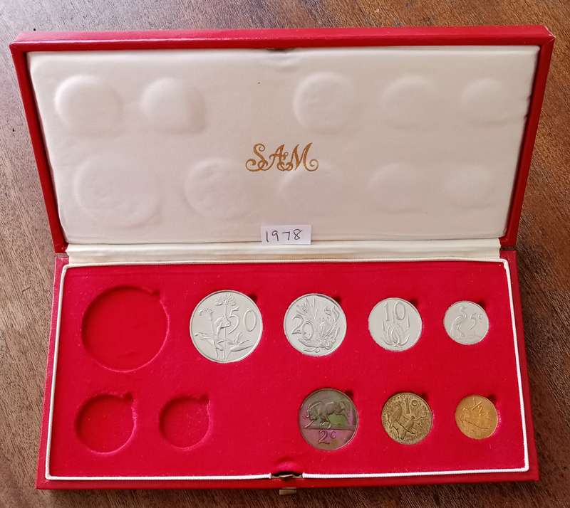 Partial 1978 proof set in red box (50c-1/2c).