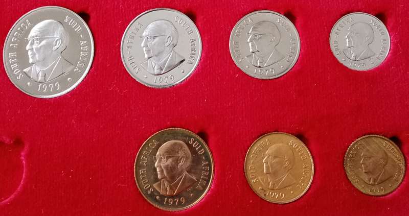 Partial 1979 proof set in red box (50c-1/2c) `Pres.Diederichs`.