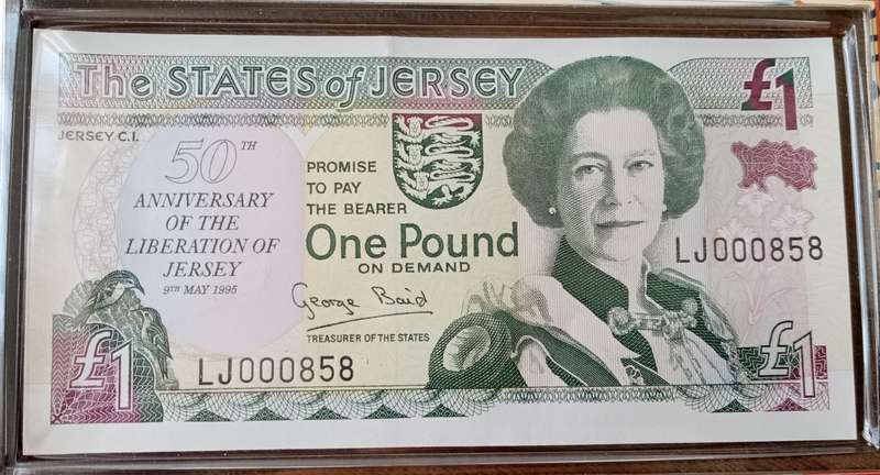 1995 Liberation of Jersey uncirculated £2 coin and £1 note set in wallet