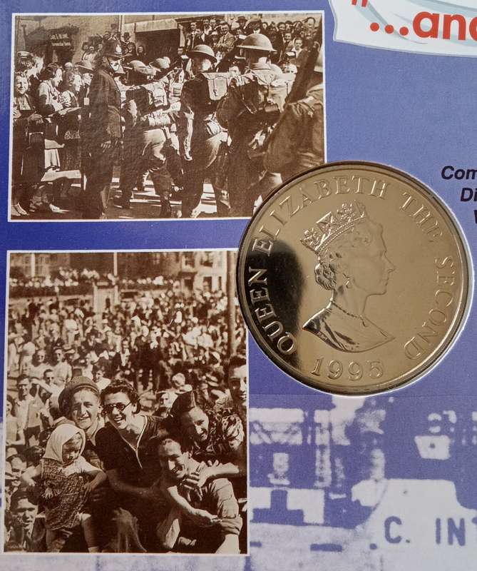1995 Liberation of Jersey uncirculated £2 coin and £1 note set in wallet