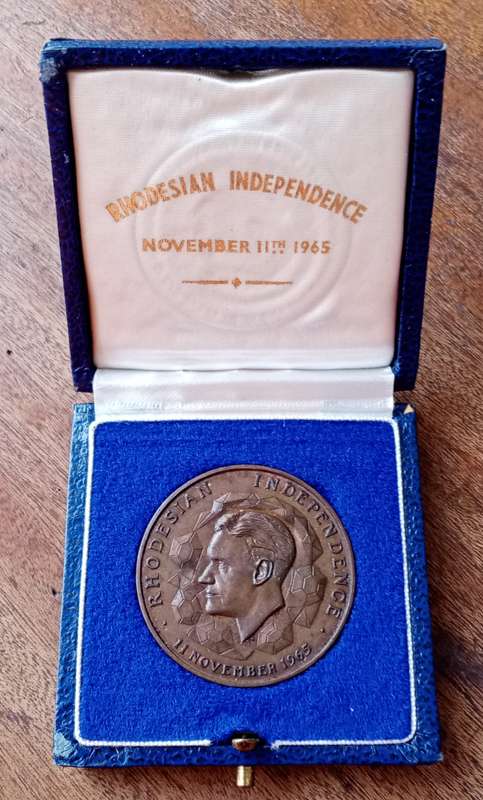 1965 Rhodesian Independence bronze medal in box.
