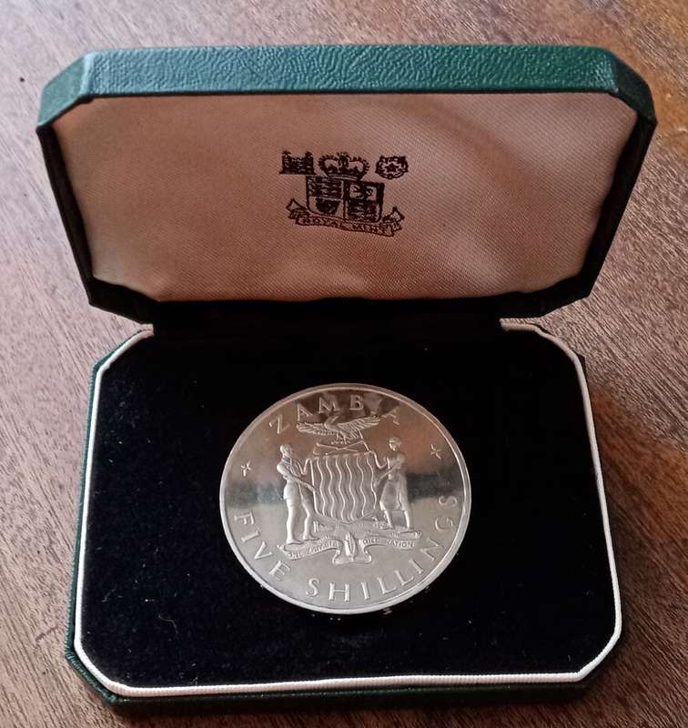 1965 Zambia proof crown in original box (mintage: 20000)