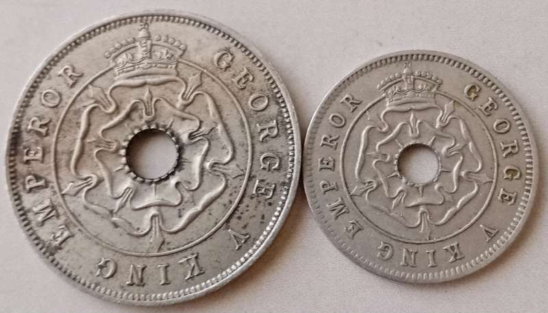 1934 Southern Rhodesia penny & half penny set.