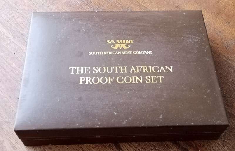 2010 Republic short proof set (World Cup Soccer)