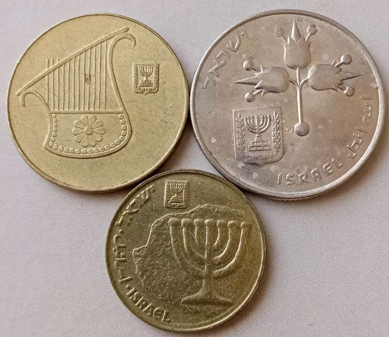 Lot of x3 Israeli coins