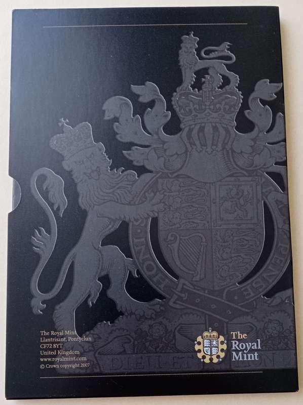 2008 Great Britain brilliant uncirculated 7 coin set in folder