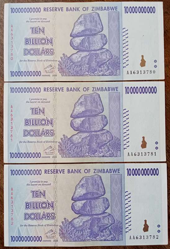 Lot of x3 2008 Zimbabwe 10 billion dollars notes in sequence (Almost Uncirculated)