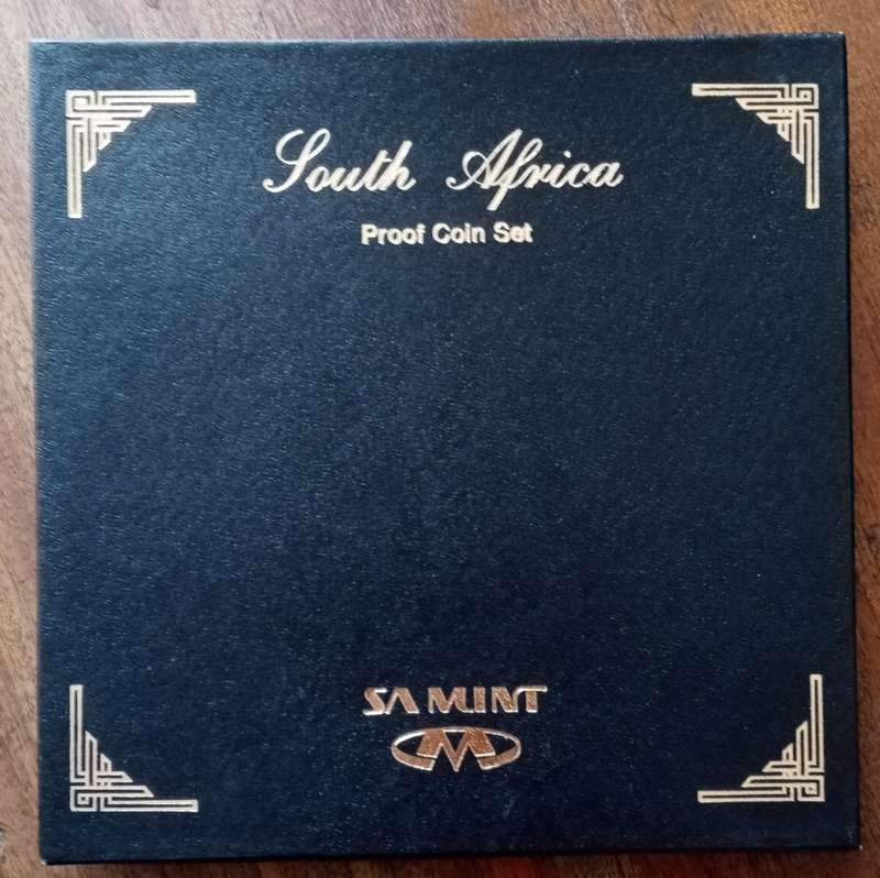 2003 Republic proof set in box (mintage: 2356).