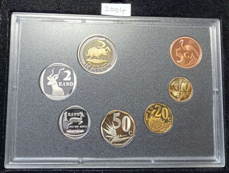 2004 Republic proof set in box (mintage: 1935).