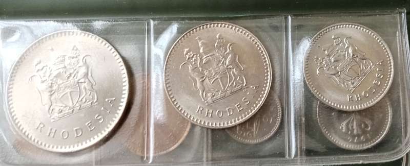 1970s Rhodesia uncirculated set in green folder