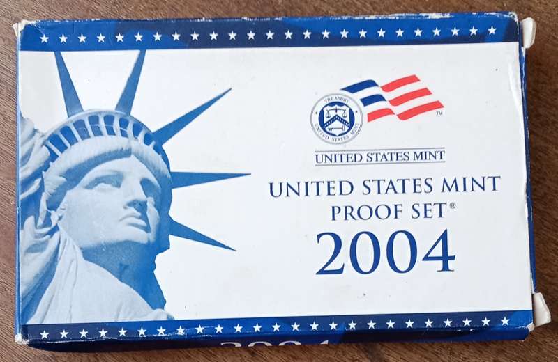 2004 United States Mint proof set in box (11 coins)