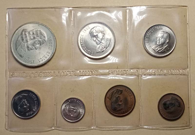1968 English uncirculated Mint pack incl.silver R1 (mintage: 20000)