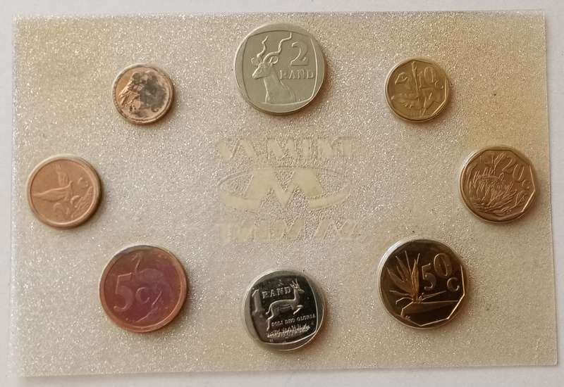 1990 Republic uncirculated Mint pack with scarcer R1 (mintage: 12230)