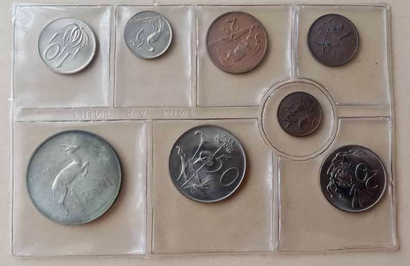 1972 Republic uncirculated Mint pack (R1-1/2c) incl.silver R1.