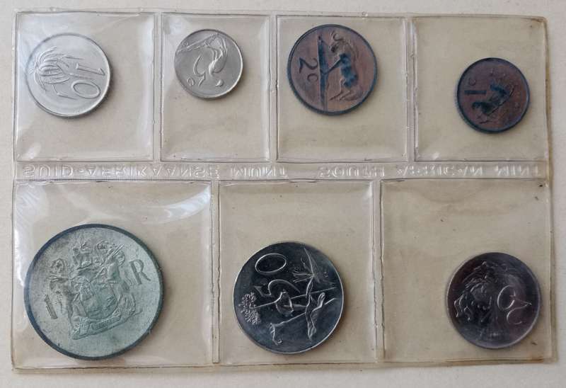 1969 English uncirculated Mint pack set incl.silver R1 (mintage: 7500)