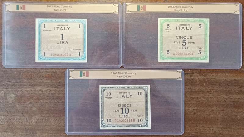 1943 WW2 Italy 1/5/10 Lire note set in plasic sleeve (Allied Military Currency)