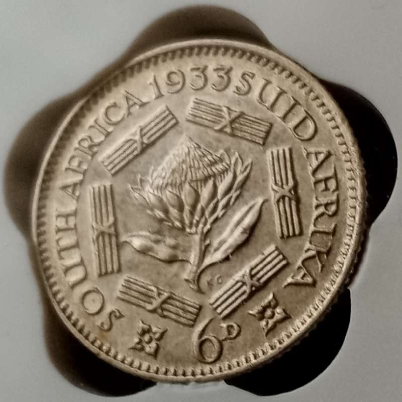 1933 Union silver sixpence SANGS AU58