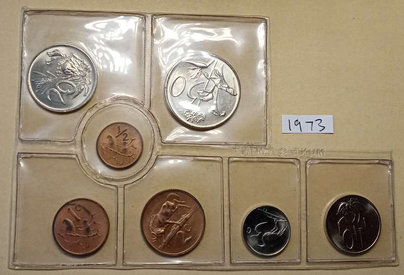 Partial 1973 uncirculated Mint set (50c-1/2c) with scarcer 1/2c.