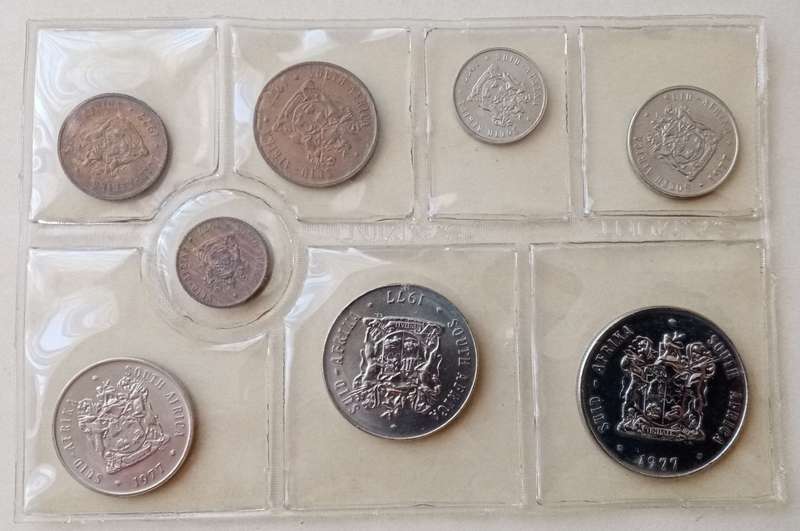 1977 Uncirculated Mint set (R1-1/2c) mintage: 20000