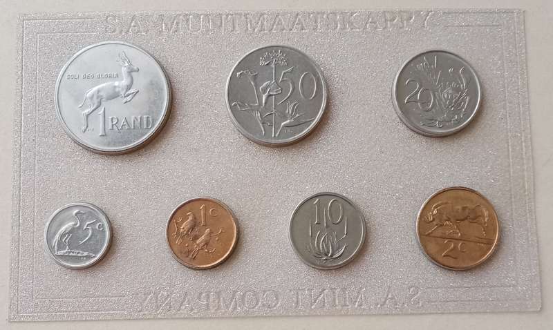 1989 Uncirculated Mint set with scarce 5c (R1-1c) mintage: 13150
