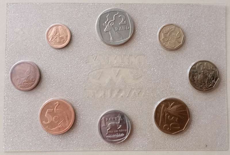 1990 Uncirculated Mint set with scarcer R1 (mintage: 12230)