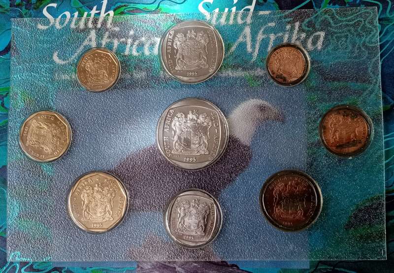 1995 Uncirculated Mint coin set (Fish Eagle) mintage: 8477