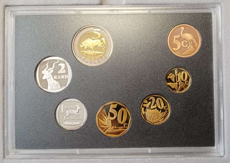 2005 Republic proof set in box (mintage: 1944)