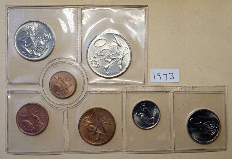 1973 Partial uncirculated Mint pack (50c-1/2c) with scarcer 1/2c.