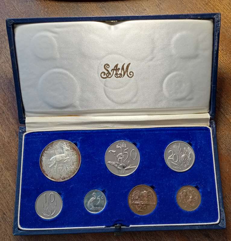 1968 Republic short proof set with silver R1 (mintage: 15000)