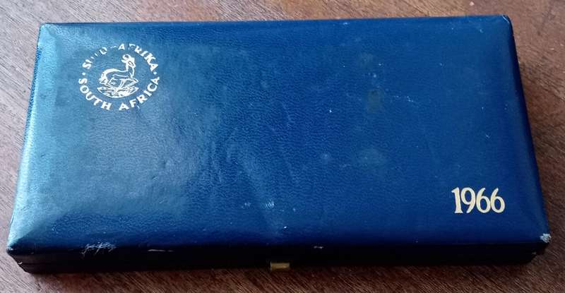Partial 1966 proof set in blue box (20c-1c)
