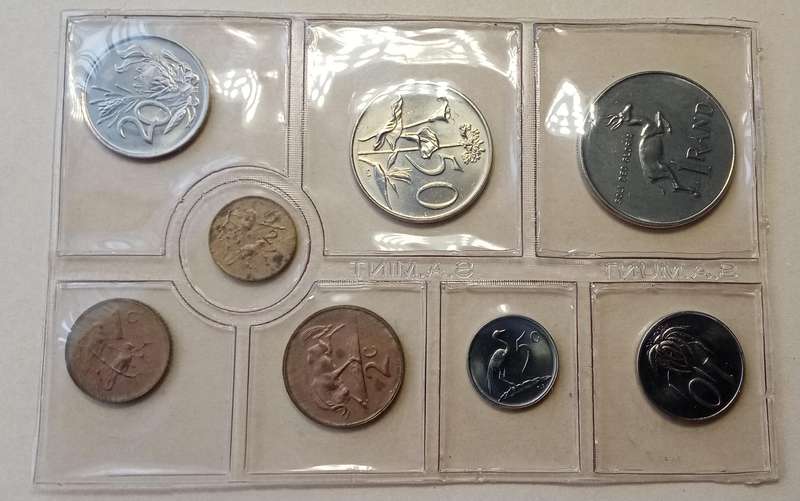 1977 Uncirculated Mint pack set (R1-1/2c) mintage: 20000