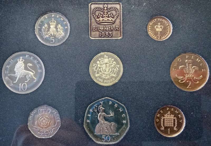 Nice 1983 Great Britain Royal Mint proof set in blue case