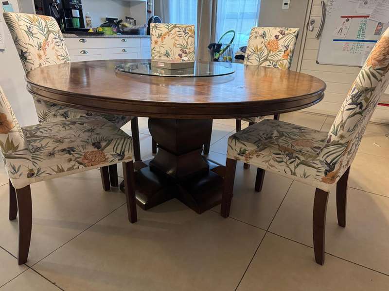 6 Seater Dining Table (Bakos brothers) - can seat up to 8 - 6 chairs included FREE