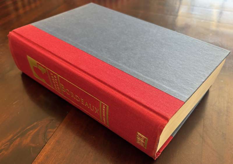 A comprehensive guide of the wines of Bordeaux by Robert Parker. A must for the wine enthusiast