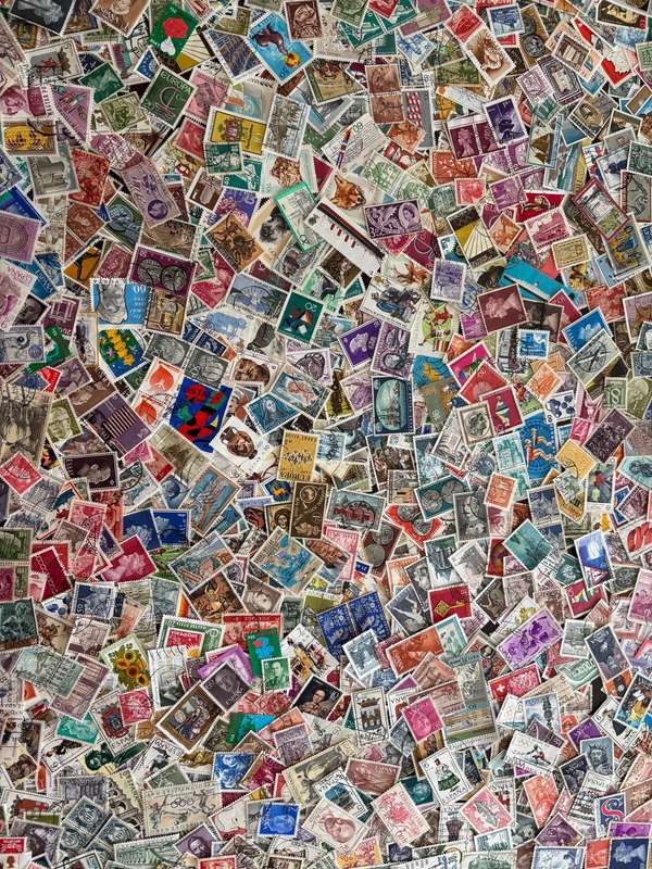 BulkLot Sale -  EUROPE  Mixture, off paper stamps (1000 Stamps). Lots of stamps.
