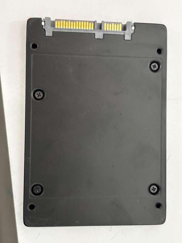 SSD - 256GB SanDisk
