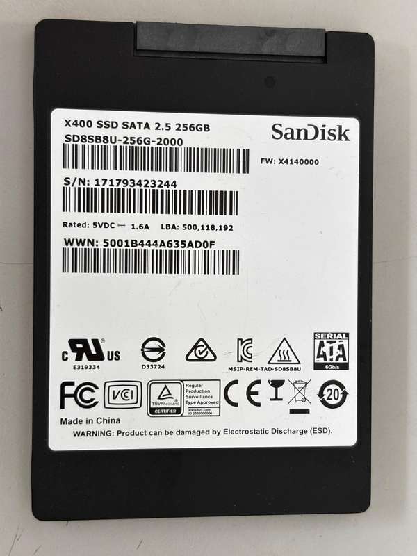 SSD - 256GB SanDisk