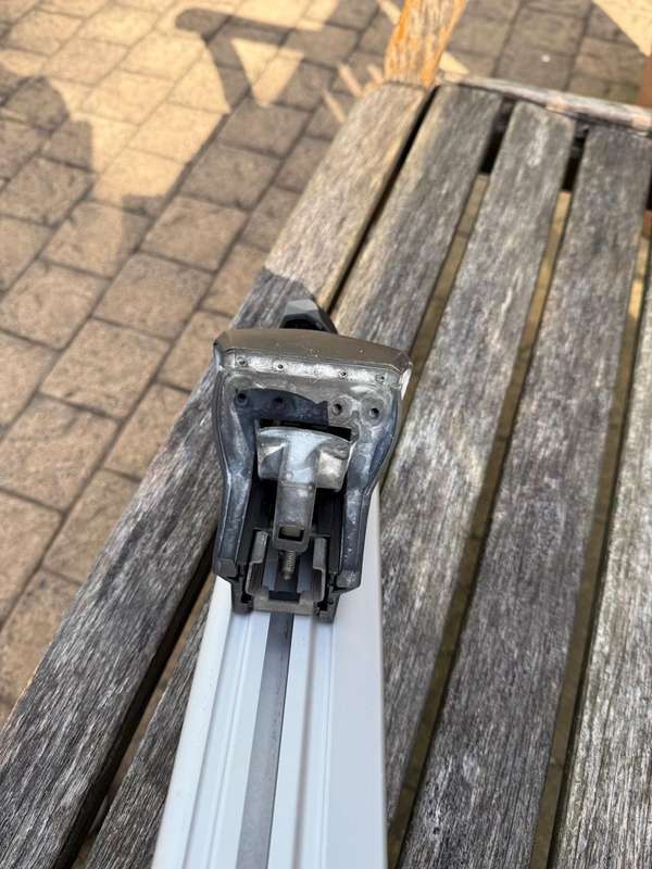 Thule roof rack with SUP cradle