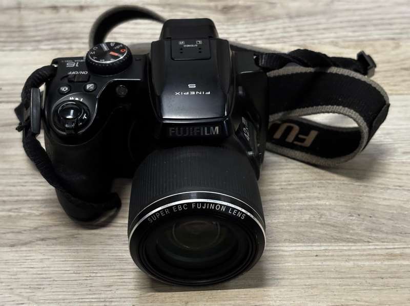 Digital Camera - FujiFilm