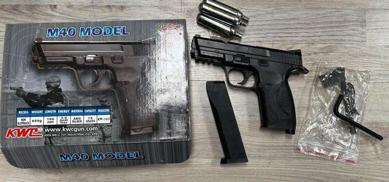 KWC CO2 Pistol